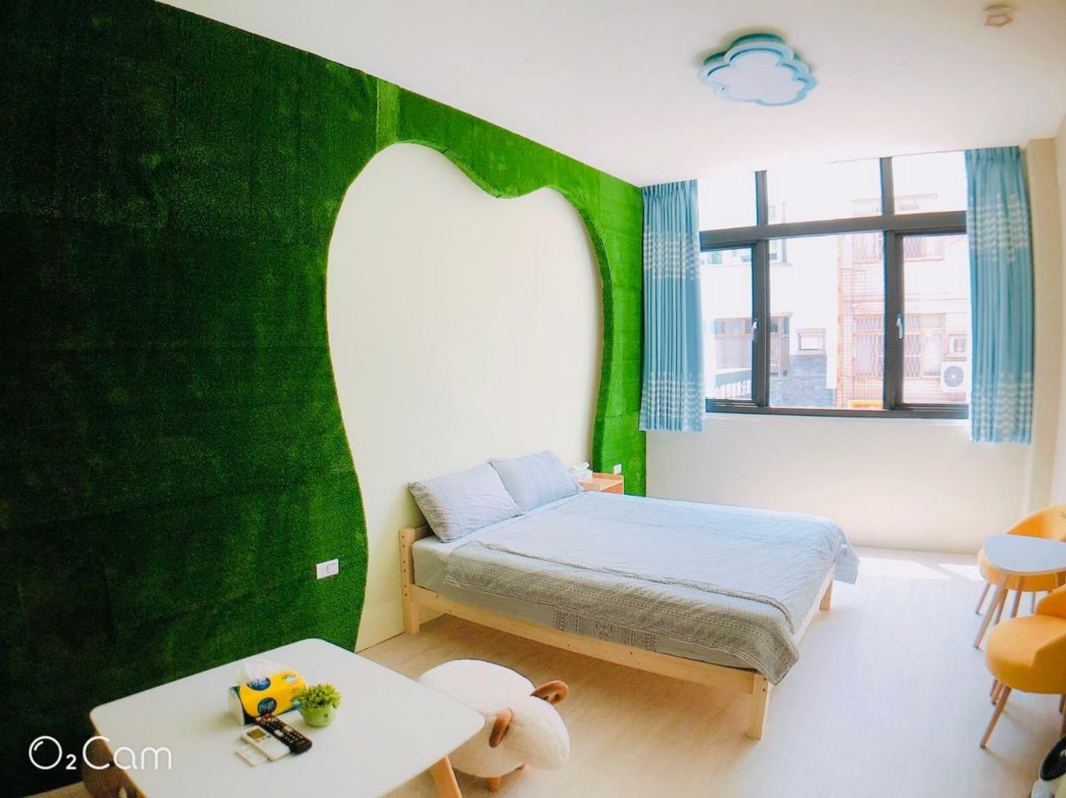 Greenonly Homestay Тайнань Экстерьер фото