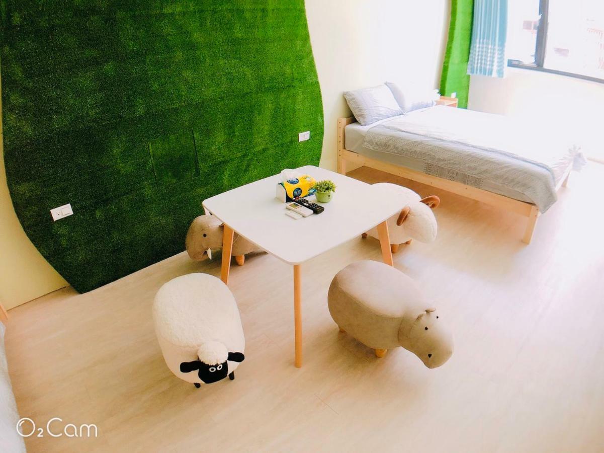 Greenonly Homestay Тайнань Экстерьер фото